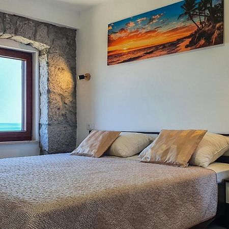 Apartment Bugenvilija Lovran Eksteriør billede