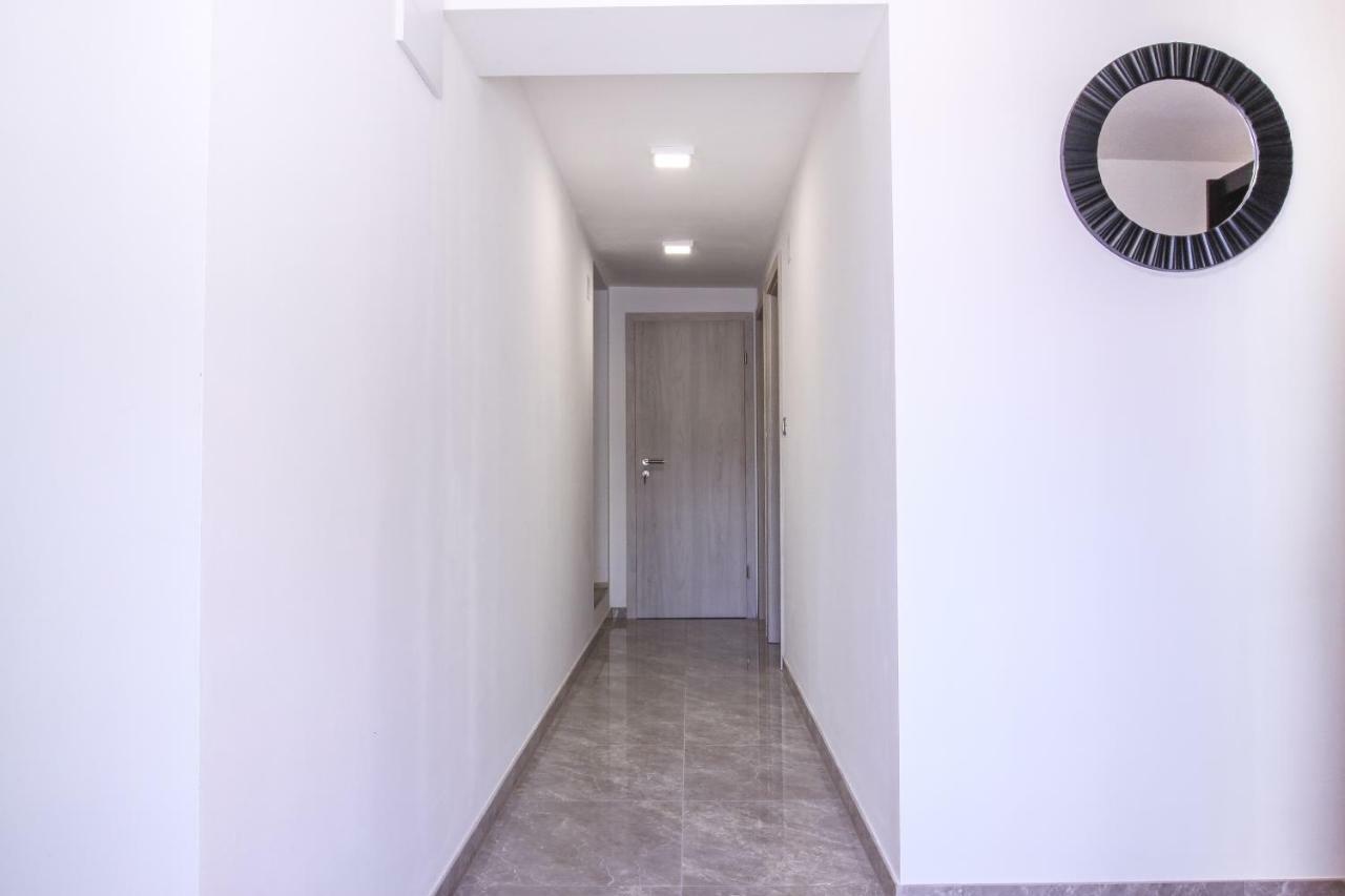 Apartment Bugenvilija Lovran Eksteriør billede